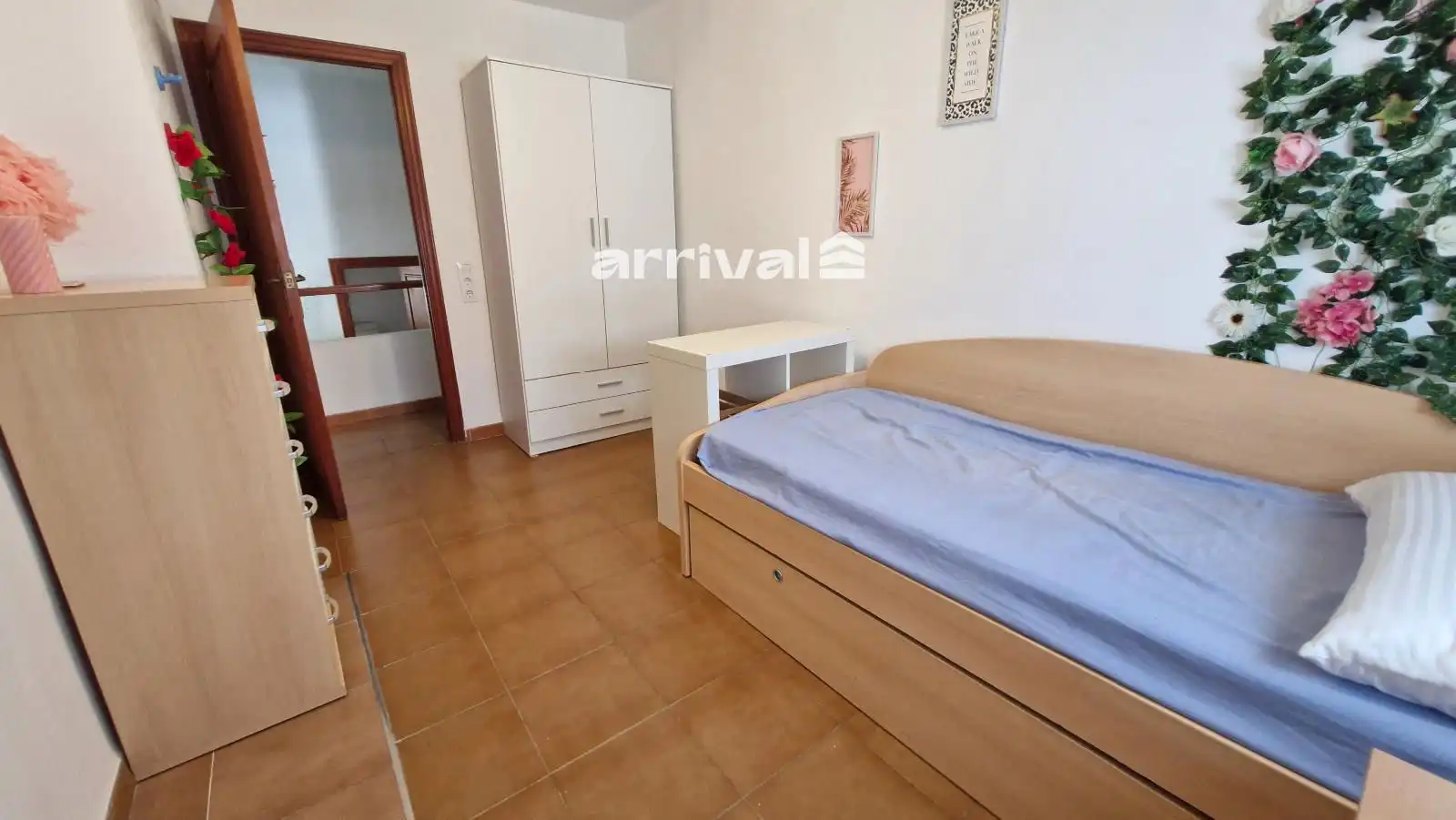 Habitación de Casa adosada de alquiler en Valencia con Terraza, Piscina y Horno