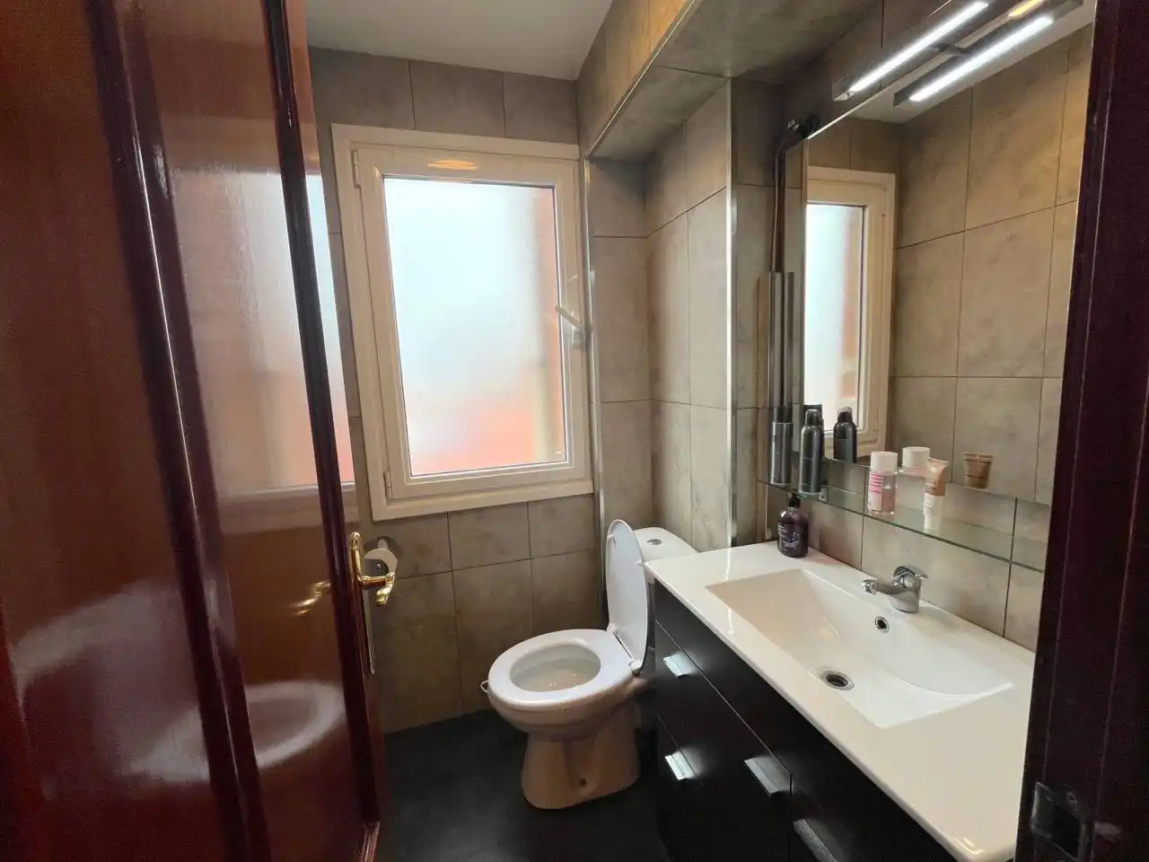 Bathroom of Flat for sale in Erandio  with Heating, Terrace and Furnished