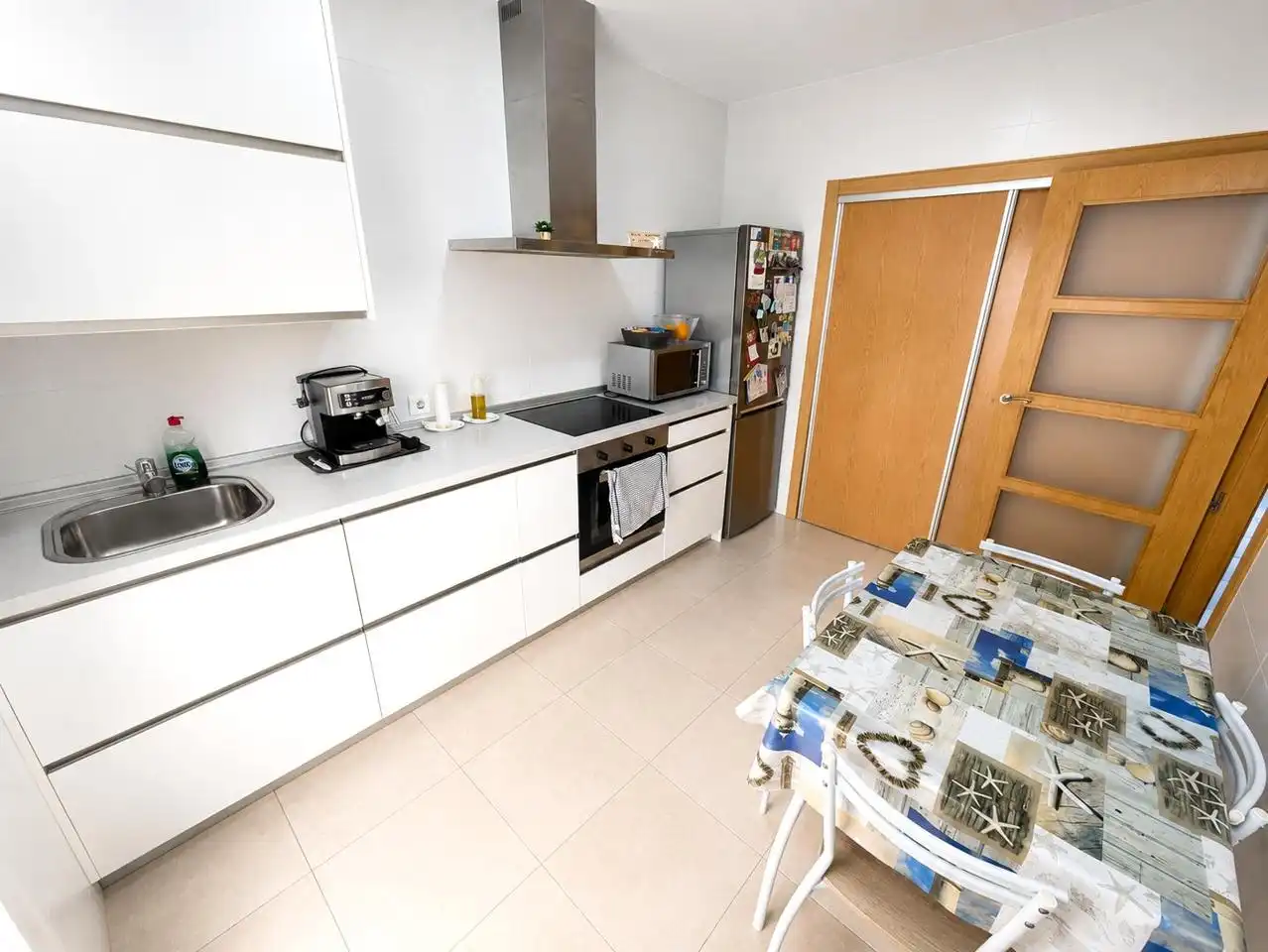 Cuina de Casa o xalet en venda en Mérida amb Terrassa