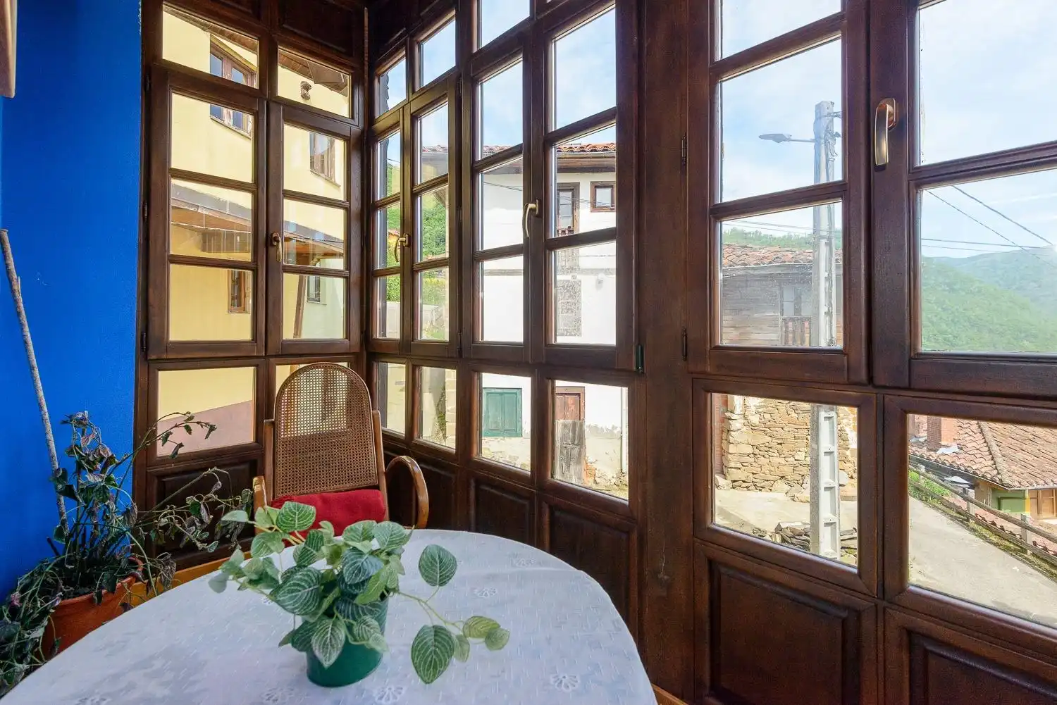 Terrassa de Casa o xalet en venda en Caso amb Calefacció i Moblat