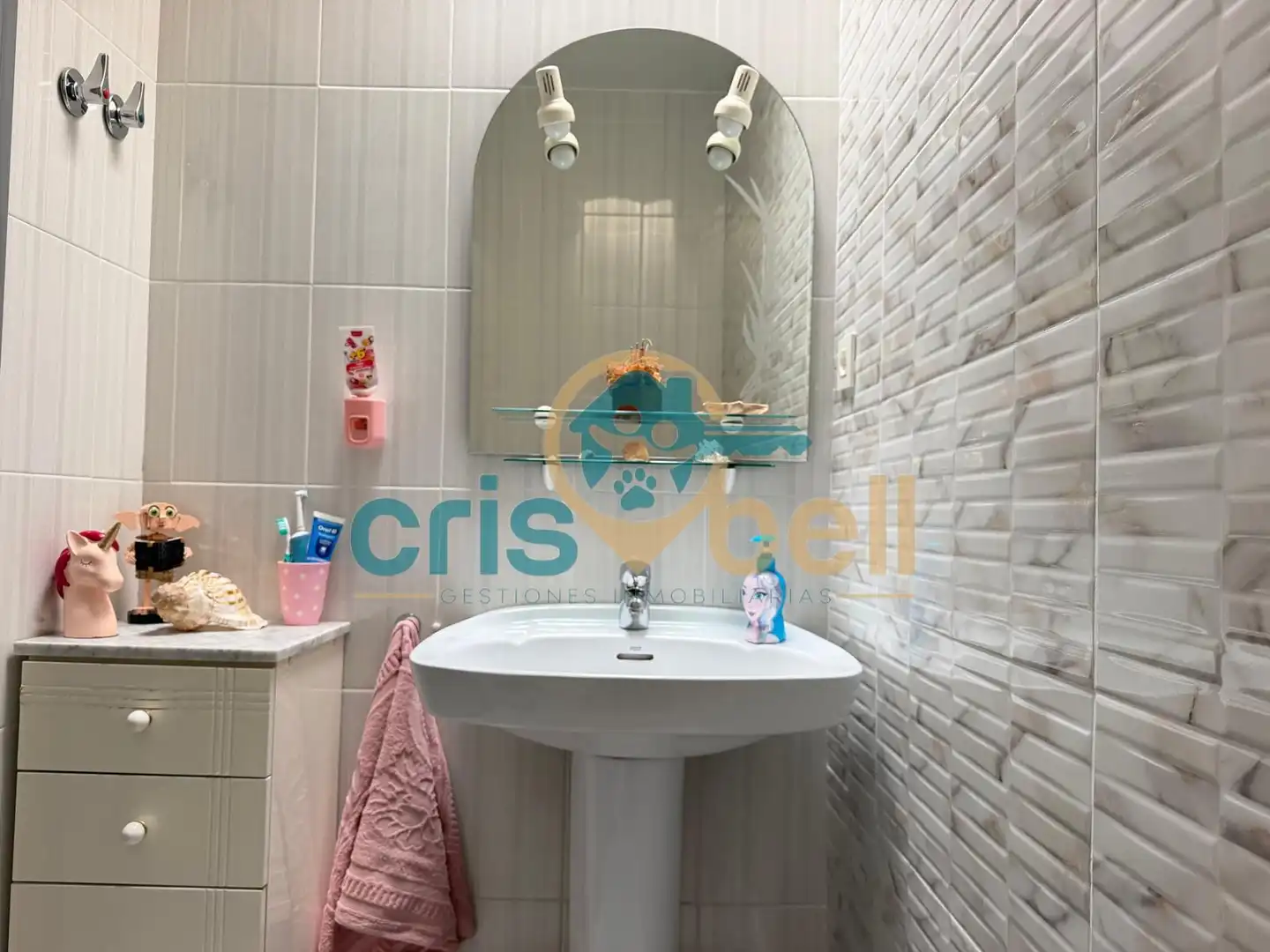 Bathroom of Flat for sale in Pedanías Centro