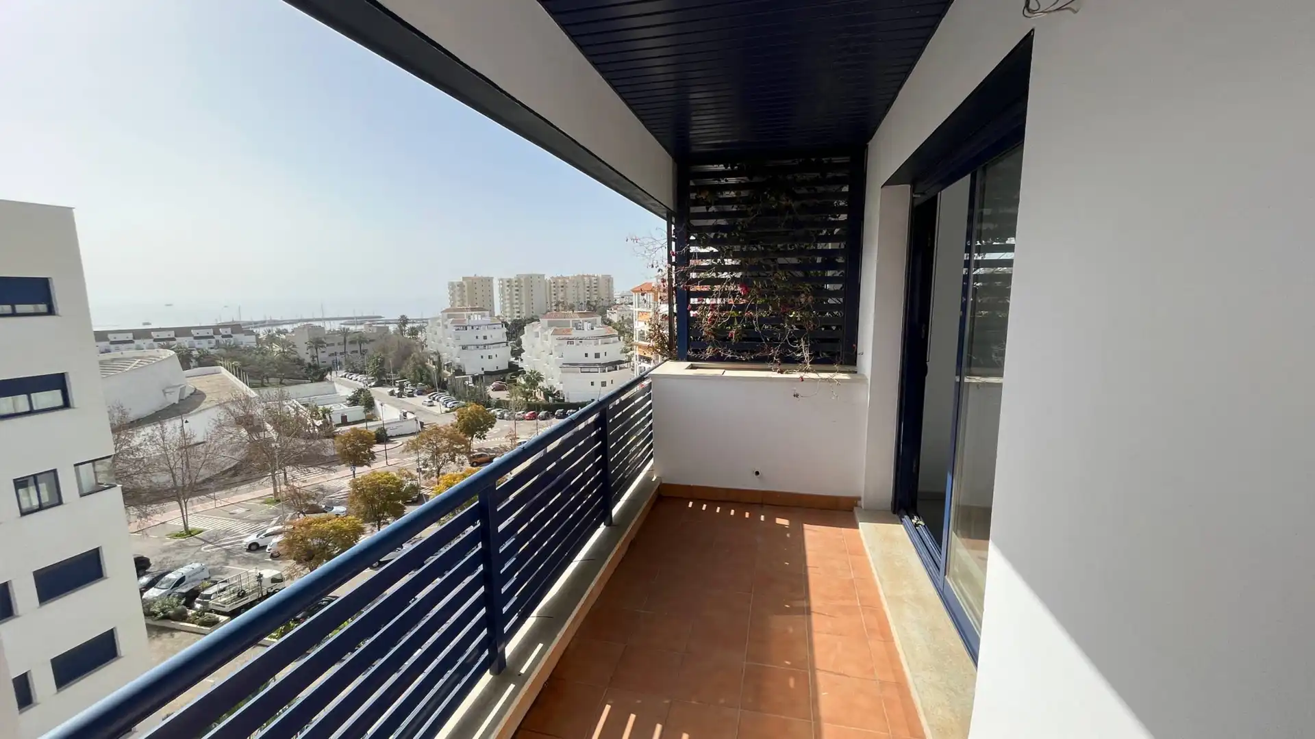 Àtic amb terrassa en venda a Estepona Pueblo, imagen 2