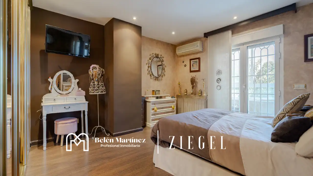 Habitación de Casa o chalet en venta en Urbanizaciones