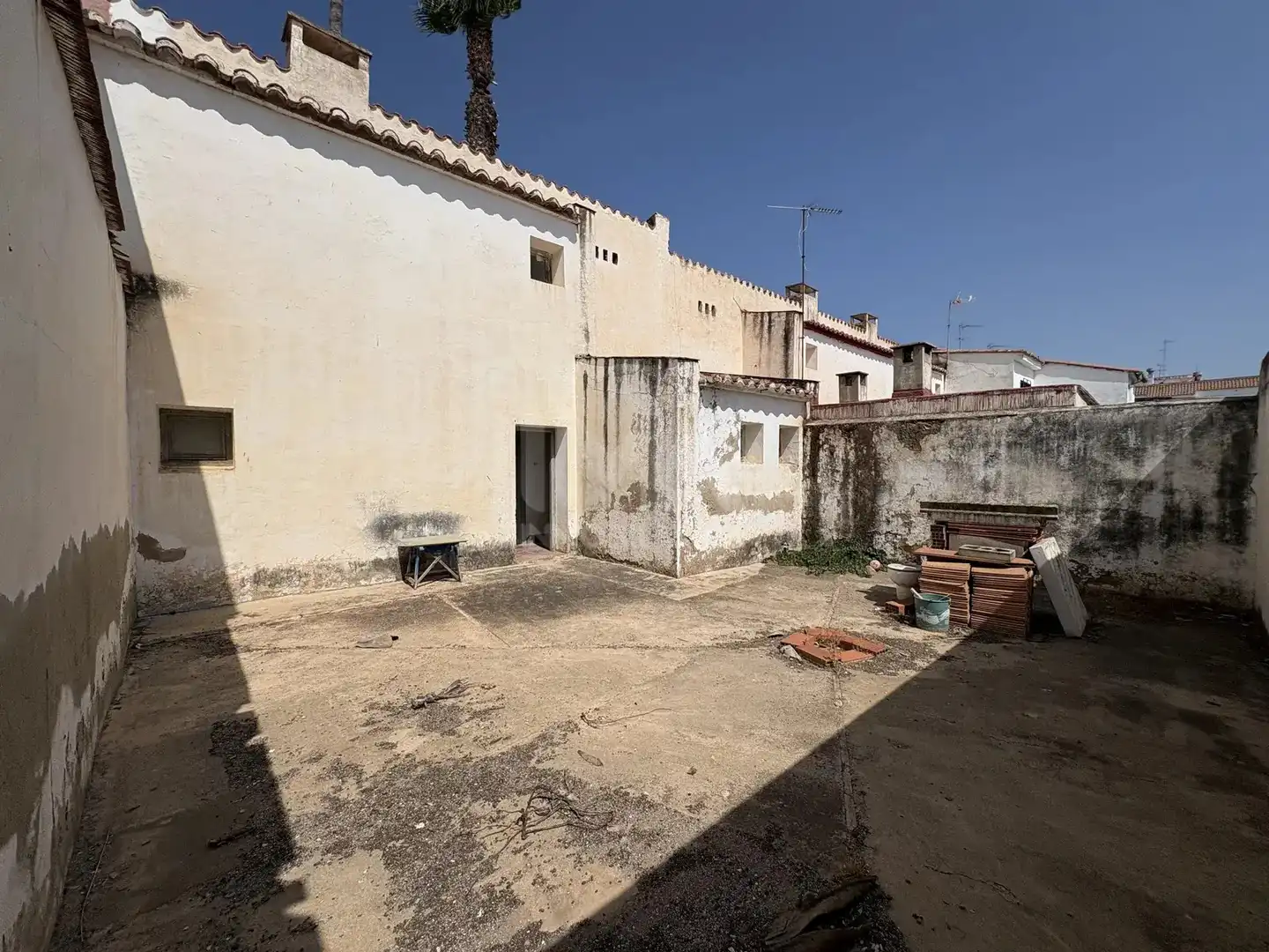 Vista exterior de Casa adosada en venta en Marines con Terraza, Trastero y Balcón