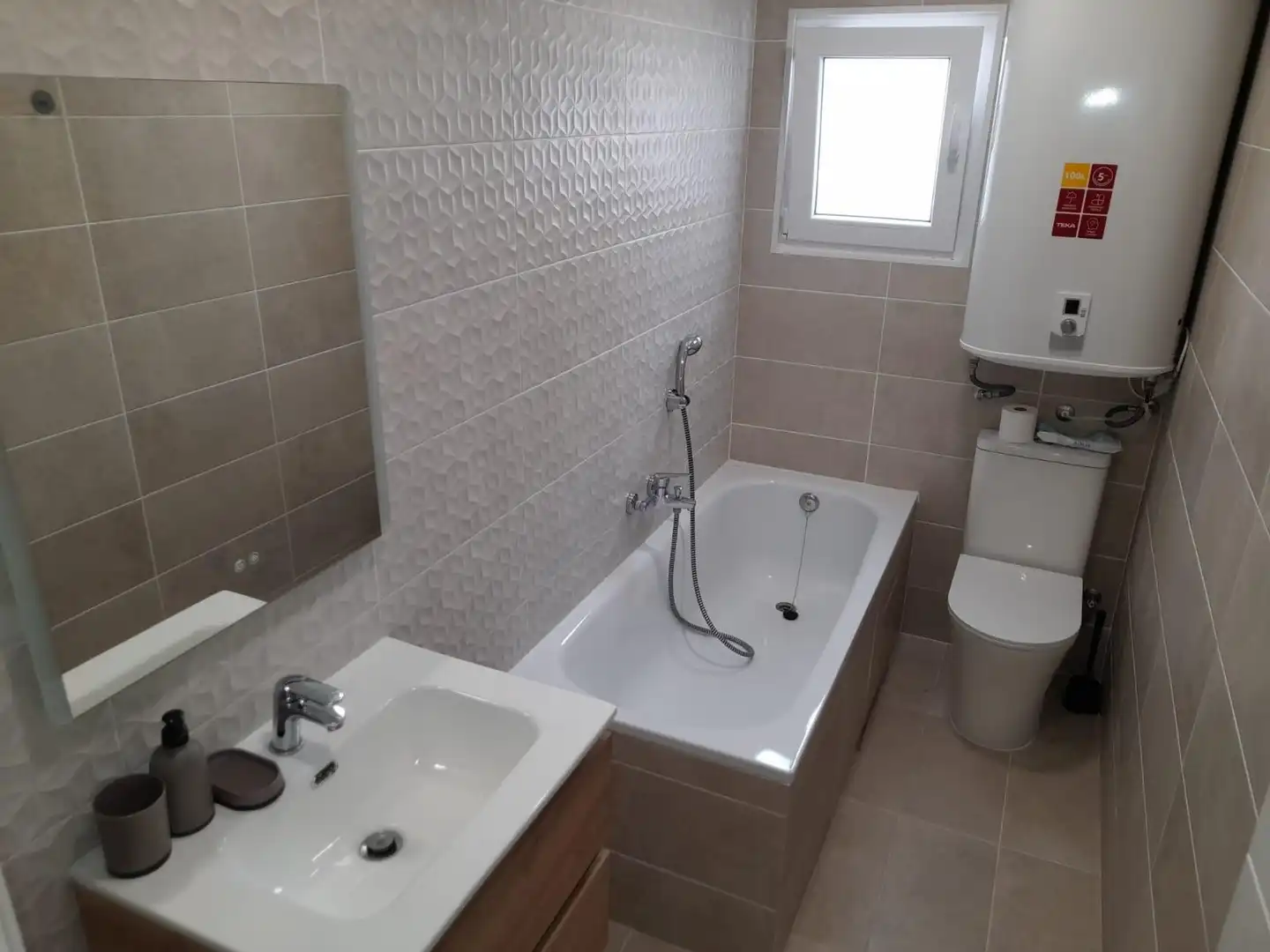Bany de Pis en venda en Valencia amb Aire condicionat, Terrassa i Balcó