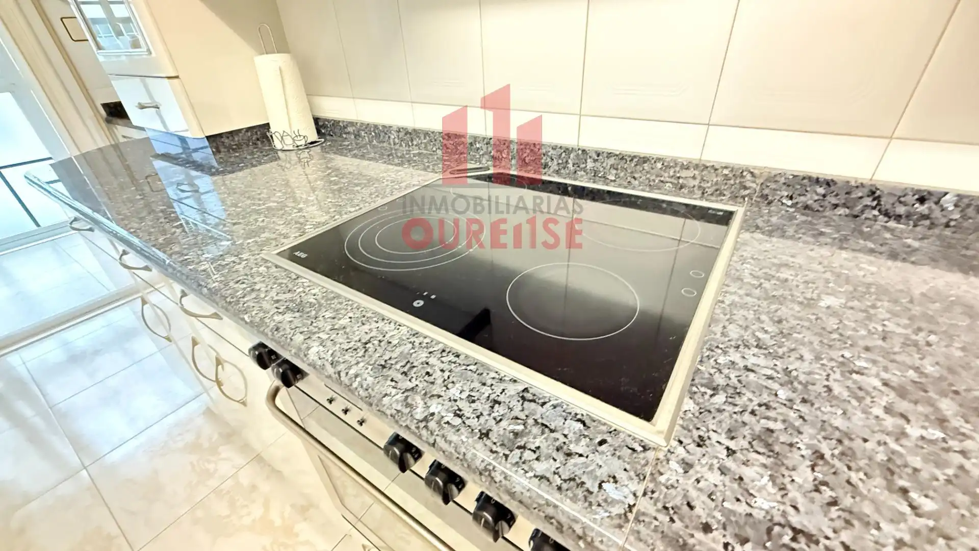 Kitchen of Flat for rent in Ourense Capital   with Furnished