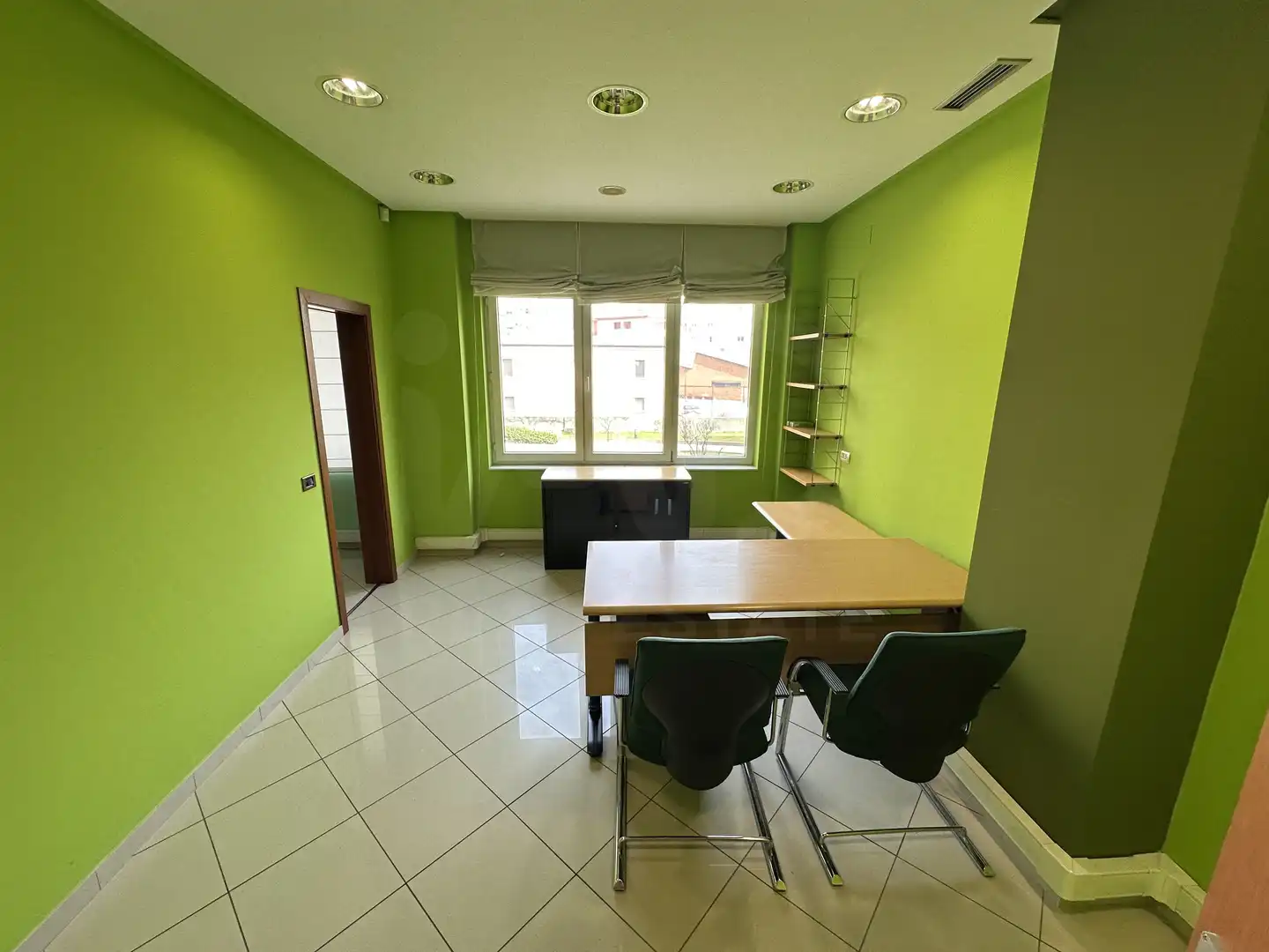 Business premises to rent in San Claudio - La Chantría, imagen 11