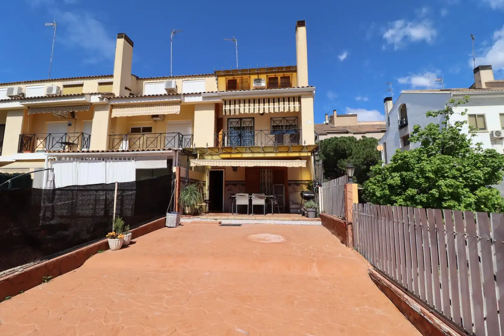 Garten von Einfamilien-Reihenhaus zur Miete in Godella mit Klimaanlage, Heizung und Privatgarten