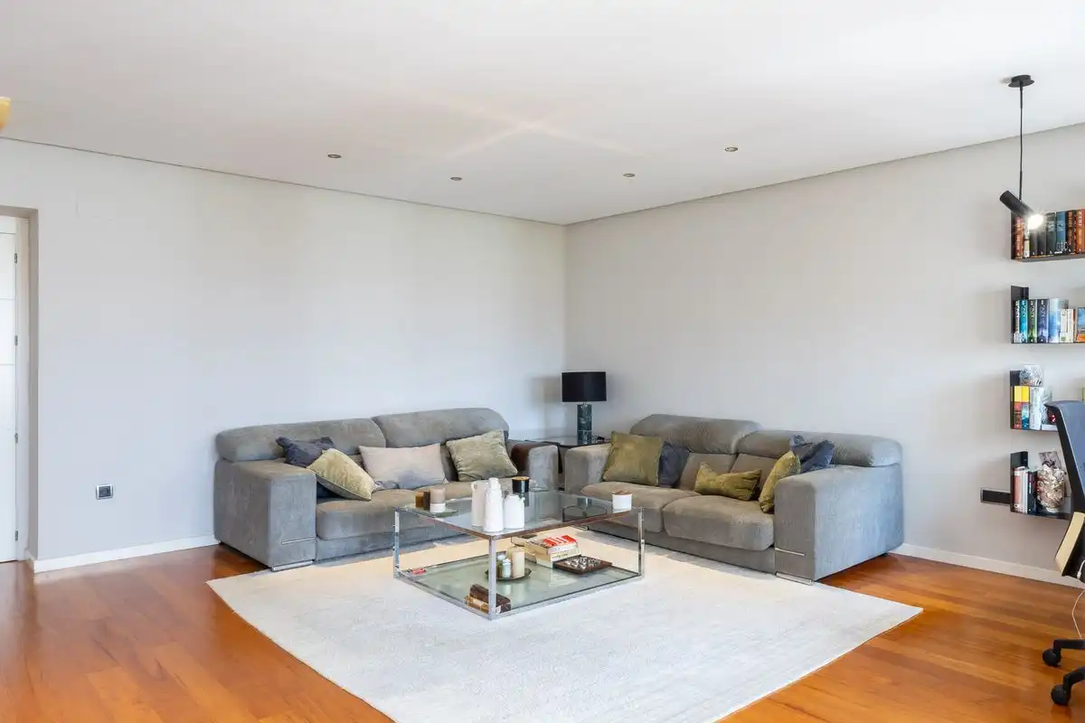 Flat with lift for sale in Carrer de Ramón Gordillo, imagen 4