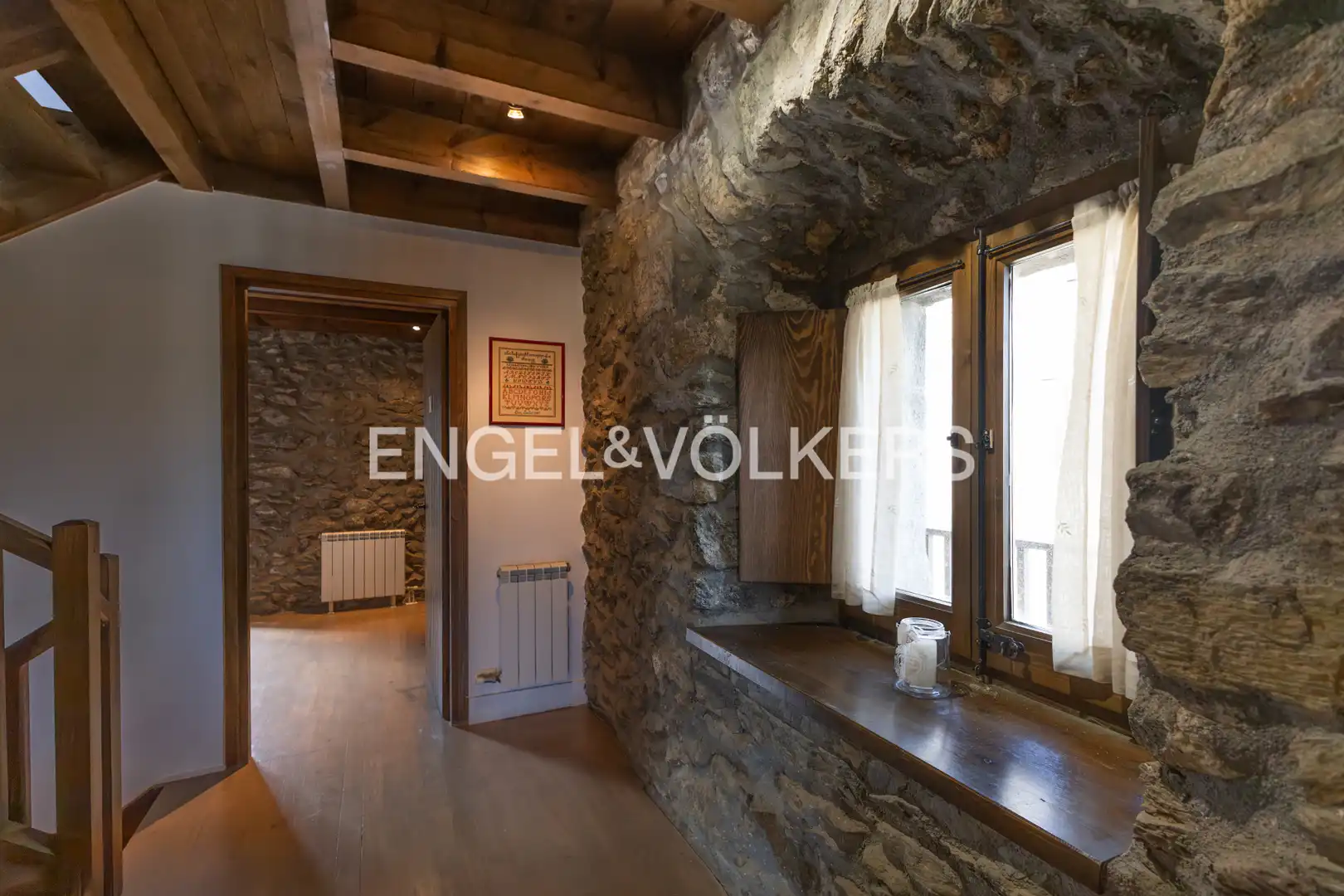 Casa adosada en venta en Fontanals de Cerdanya con Calefacción, Parquet y Terraza