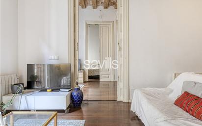 Living room of Apartment for sale in  Barcelona Capital  with Balcony