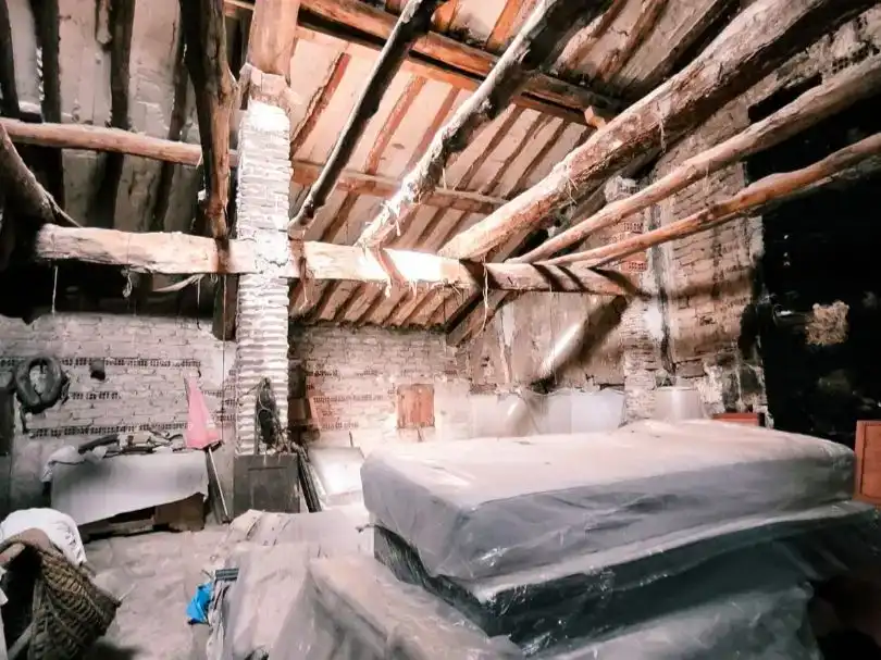 Casa adosada en venda en Medrano amb Moblat i Balcó