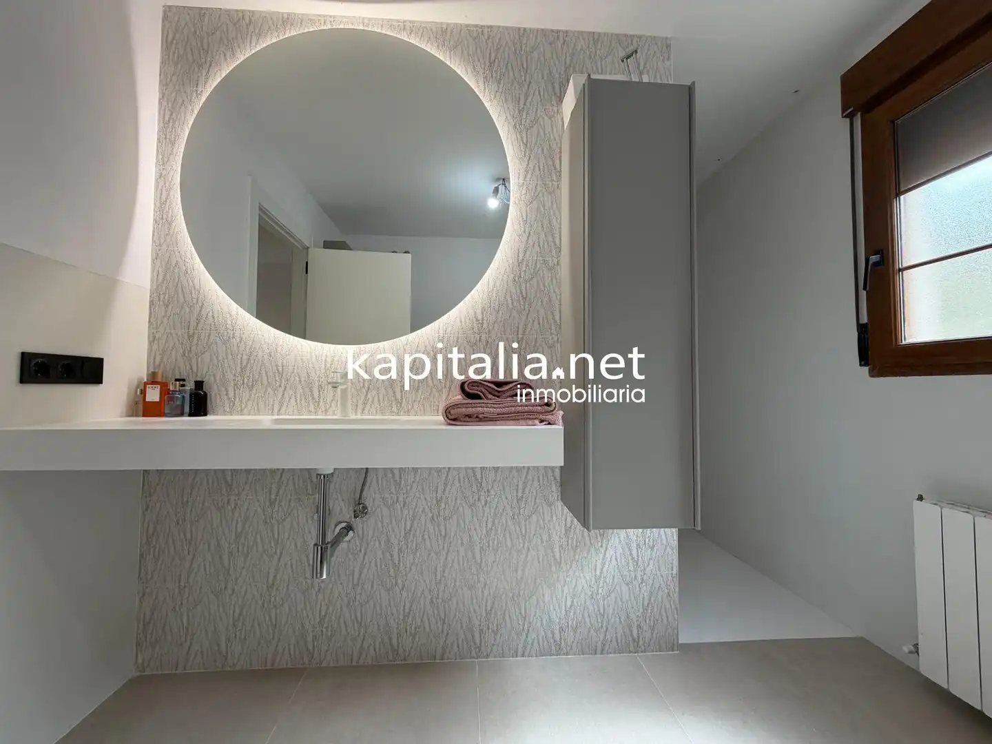 Bany de Casa o xalet en venda en Ontinyent amb Aire condicionat, Calefacció i Jardí privat