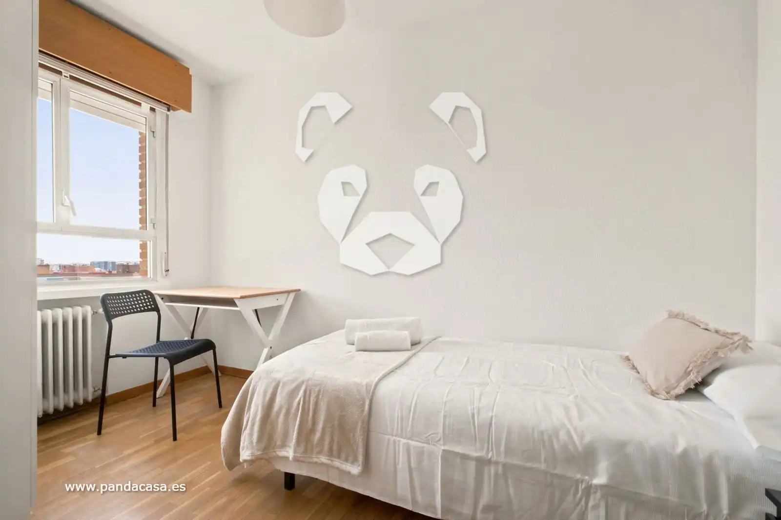 Schlafzimmer von Wohnung zur Miete in Madrid mit Heizung und Möbliert
