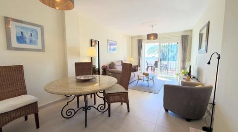 Foto 4 de Apartament en venda a Terrazas de la Bahía, Bahía de Casares, Casares