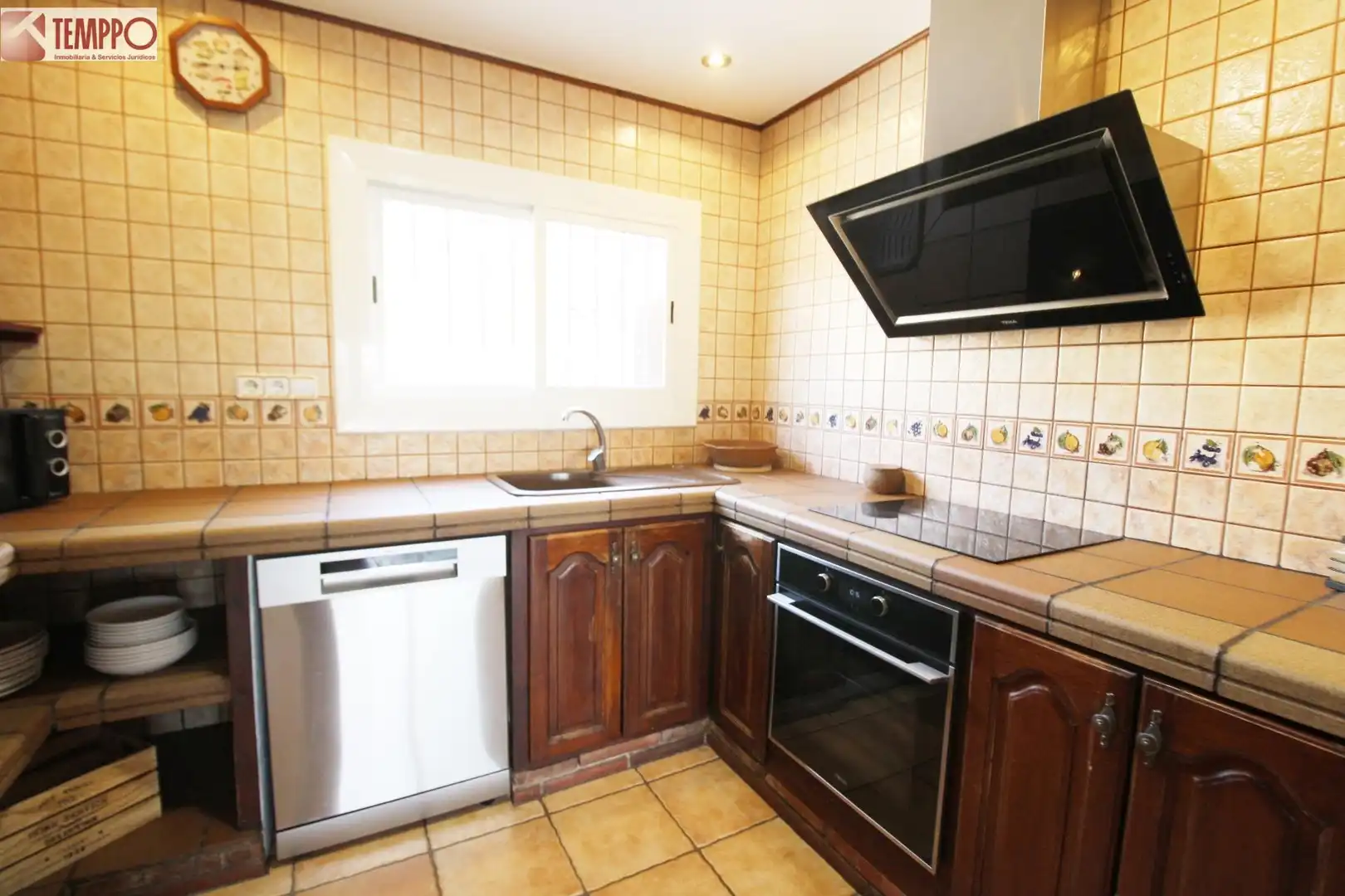 Cocina de Casa o chalet en venta en El Montmell con Aire acondicionado, Jardín privado y Terraza