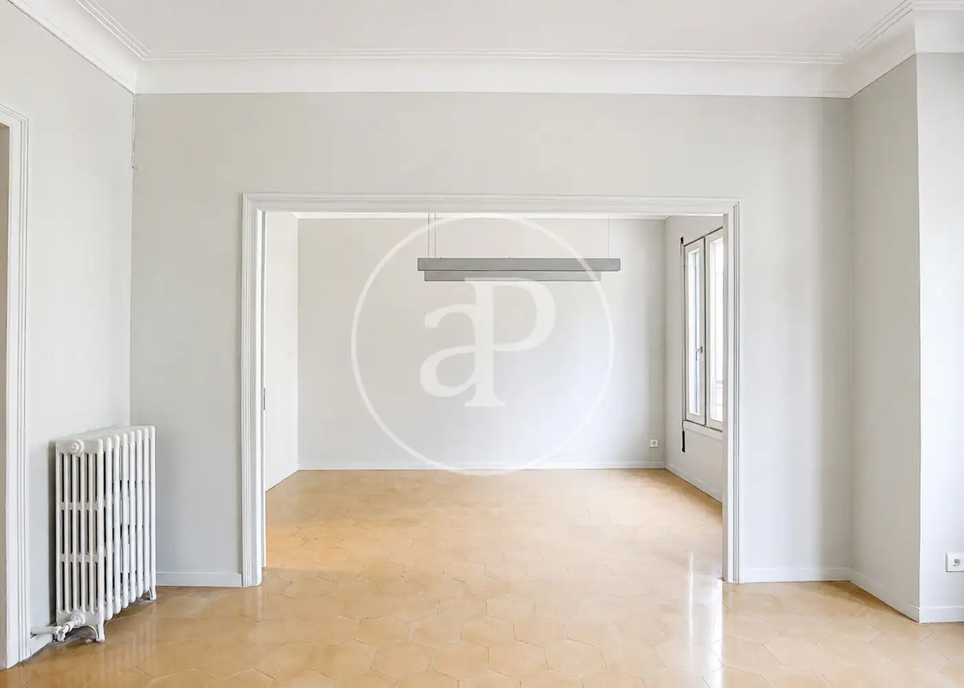 Appartamento con terrazza in vendita a Pg. de St. Joan, imagen 3