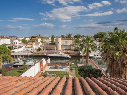 Terrassa de Casa o xalet en venda en Empuriabrava amb Aire condicionat, Calefacció i Jardí privat