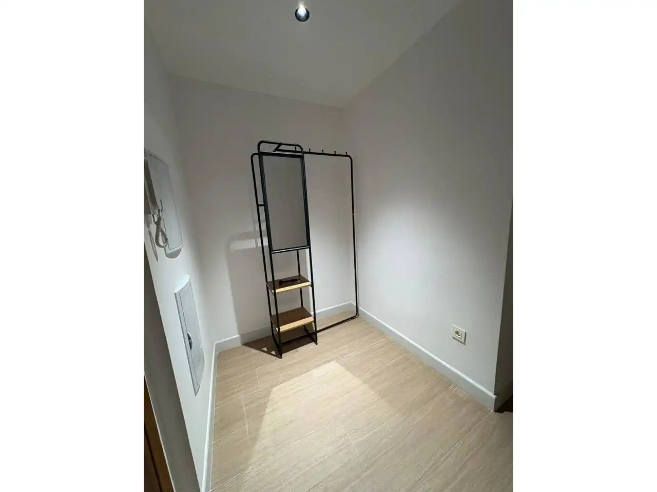 Bedroom of Flat for rent in Granada  with Parquet flooring, Storage room and Furnished