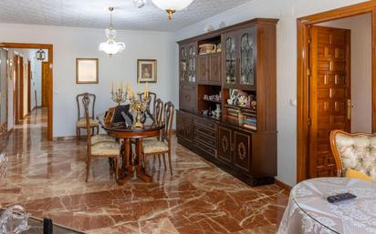 Dining room of Flat for sale in Guadix  with Parquet flooring, Terrace and Balcony