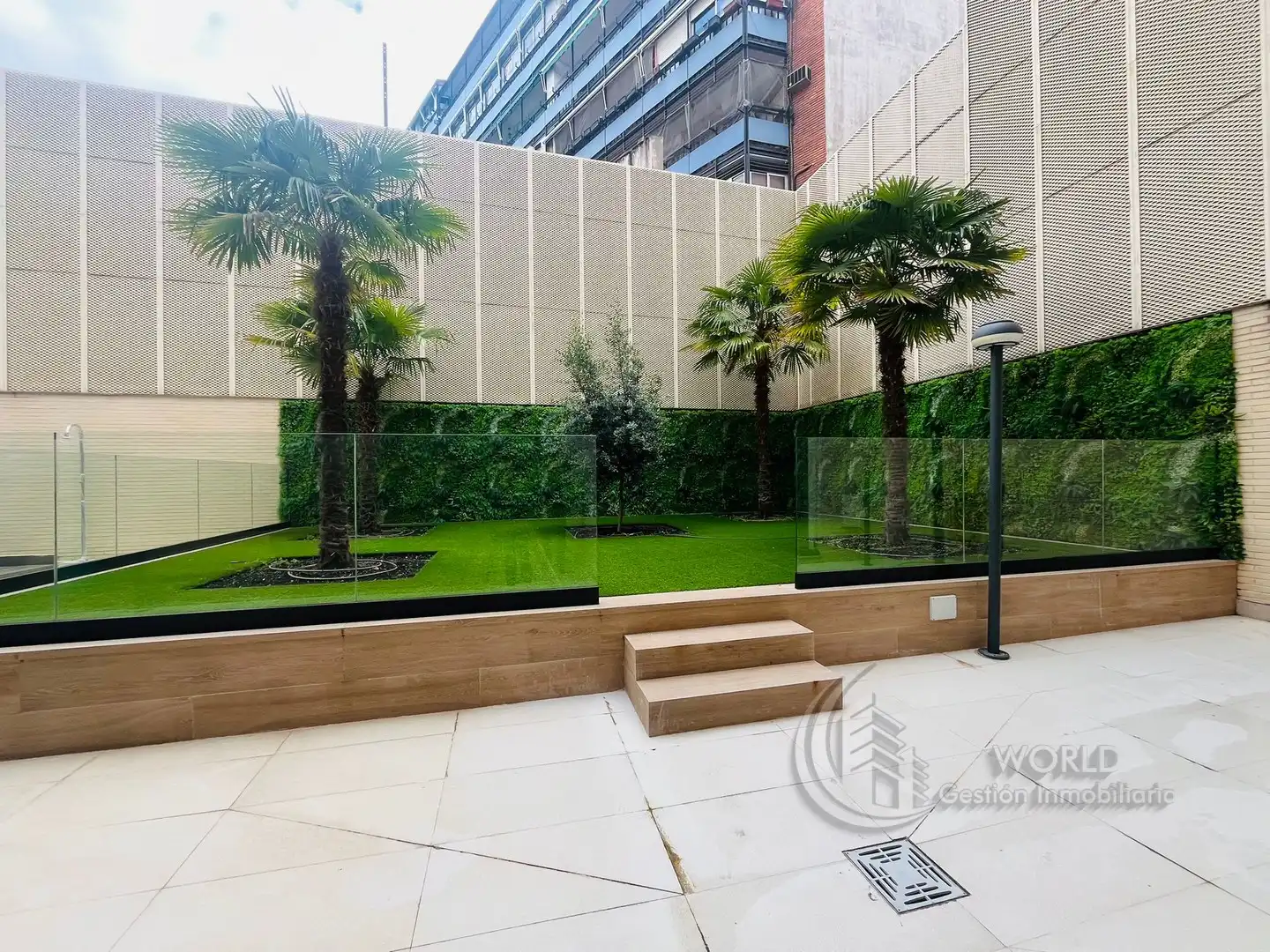 Terraza de Dúplex de alquiler en Madrid con Aire acondicionado, Calefacción y Amueblado