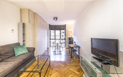 Exterior view of Apartment for sale in  Madrid Capital  with Air Conditioner, Heating and Parquet flooring