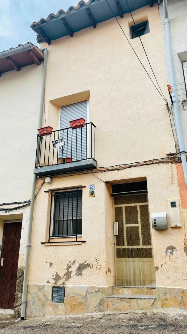 Terrassa de Casa o xalet en venda en Aguaviva amb Calefacció, Terrassa i Moblat