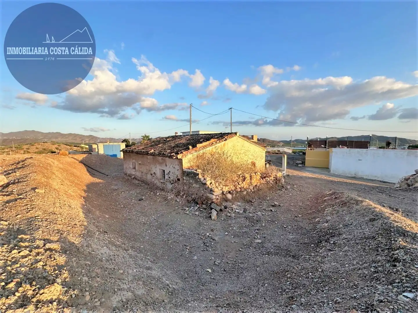 Vista exterior de Finca rústica en venda en Águilas amb Jardí privat, Terrassa i Traster