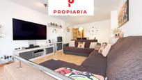 Sala d'estar de Pis en venda en Sant Andreu de la Barca amb Aire condicionat, Calefacció i Parquet