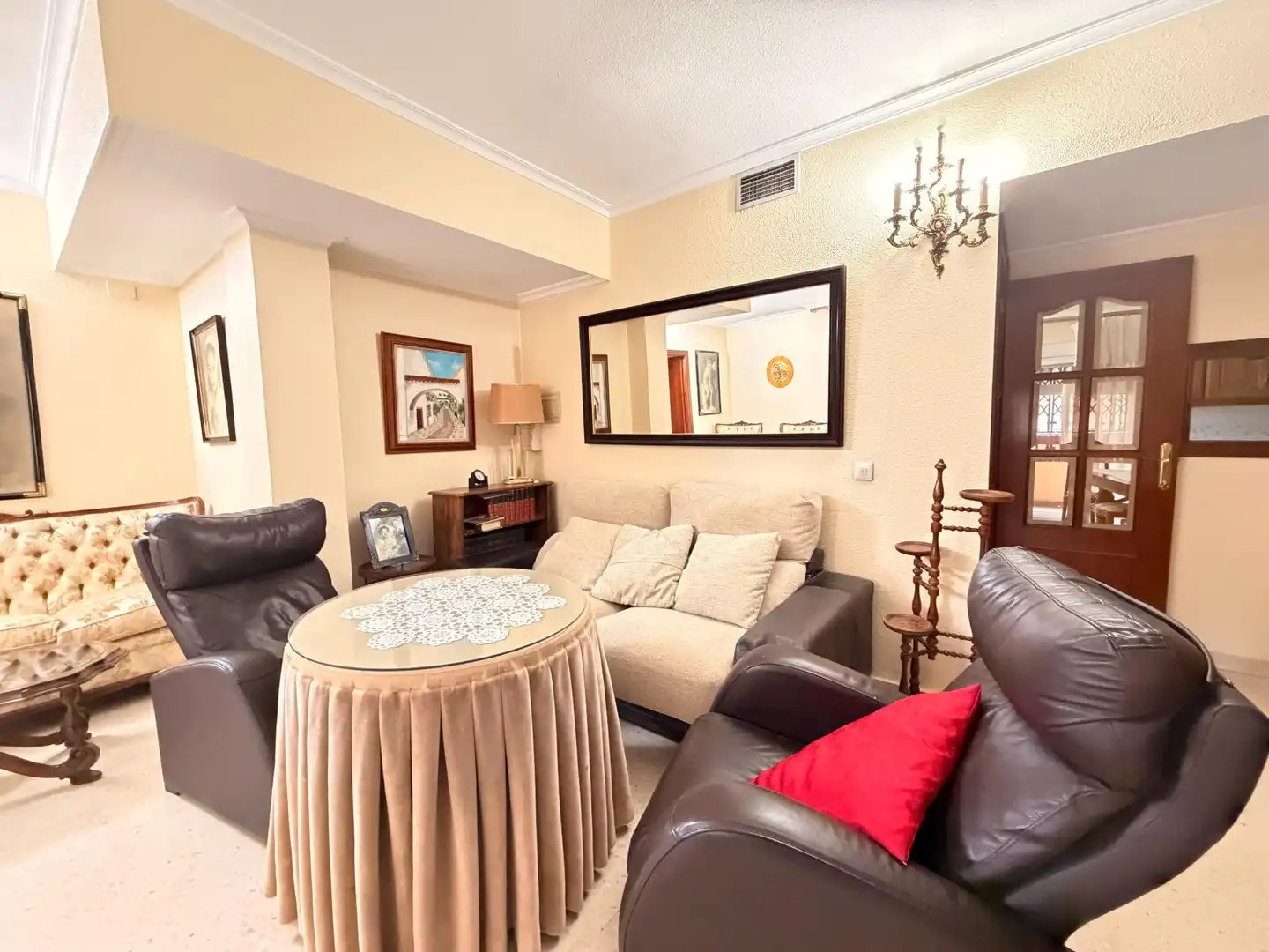 Wohnzimmer von Wohnung zum Verkauf in  Córdoba Capital