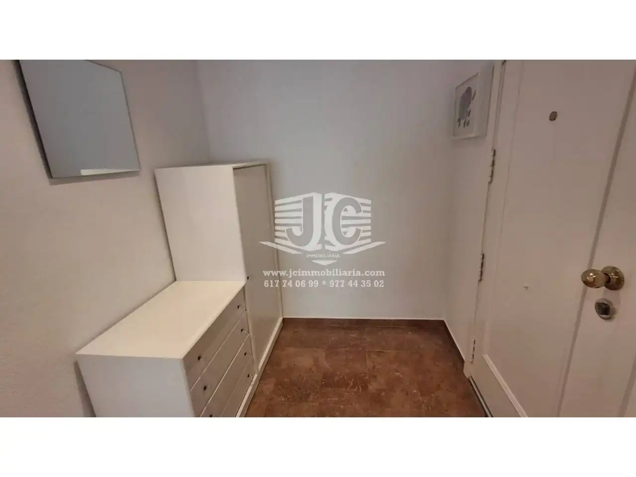 Habitación de Piso de alquiler en Tortosa con Aire acondicionado, Terraza y Amueblado