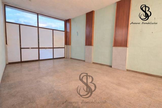 Local comercial en Venta en Avenida Benidorm en Playa de San Juan