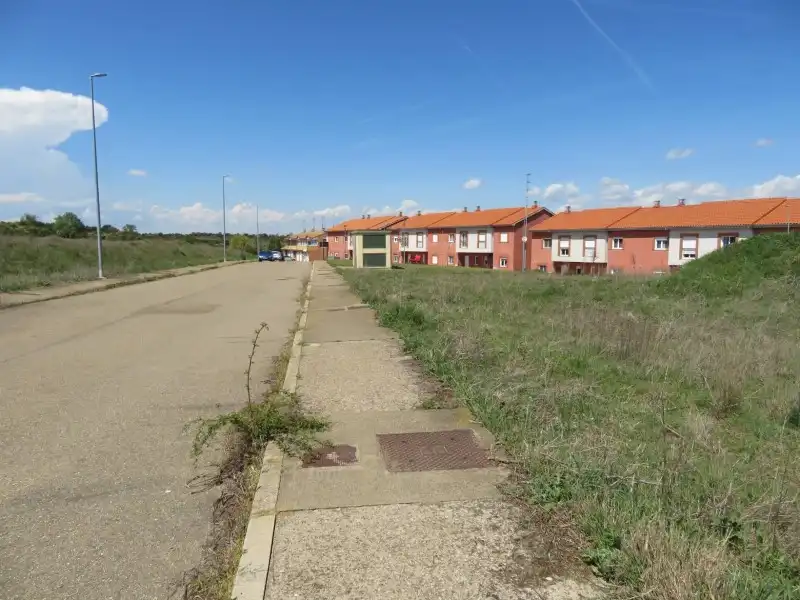 Residencial en venta en Chozas de Abajo