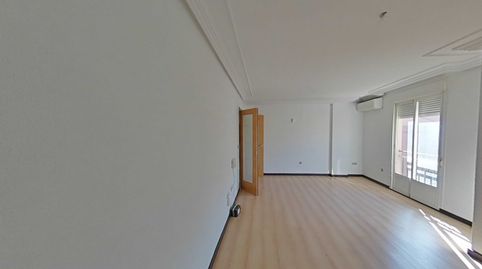 Photo 3 of Flat for sale in Calle de Los Bomberos, Centro ciudad, Linares