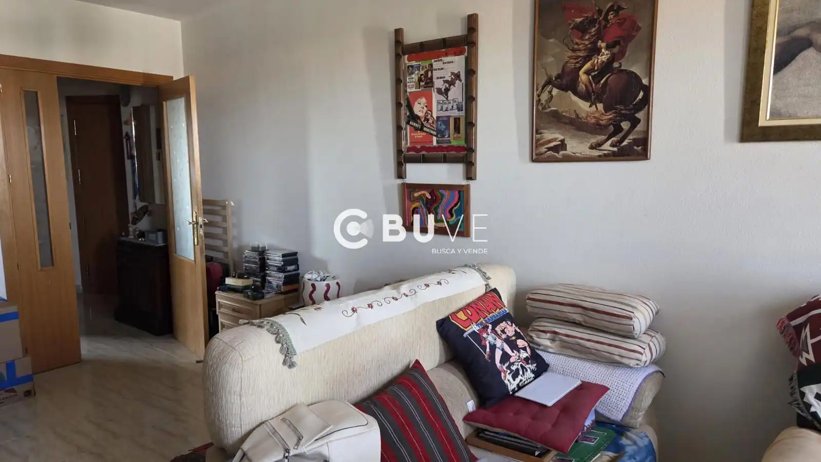 Flat with lift for sale in N/A