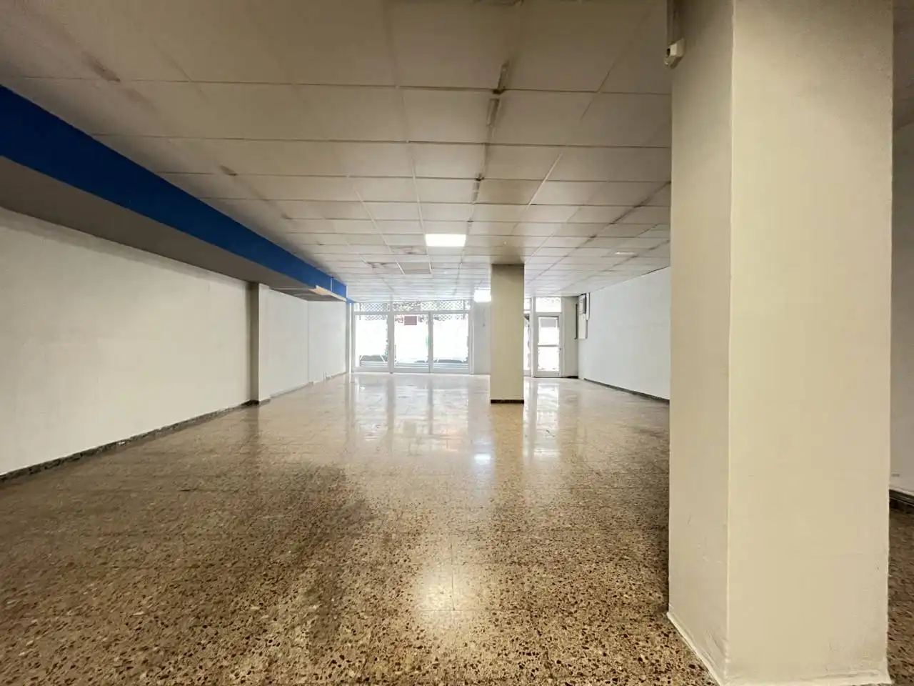 Geschaftsraum zur Miete in Calle Riera Blanca, 52, La Torrassa