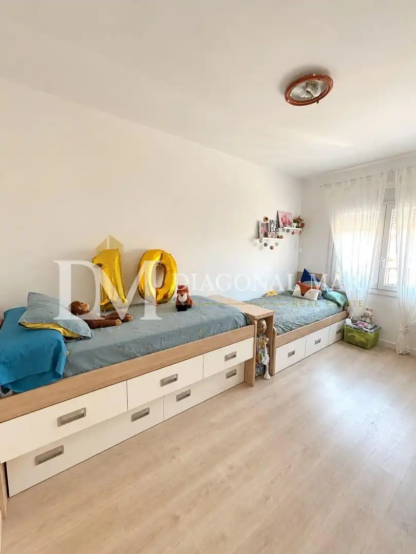 Bedroom of Flat for sale in Riera
