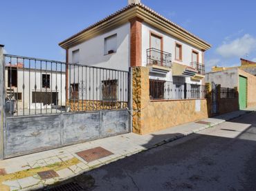 Casa in vendita a Calle de Granada