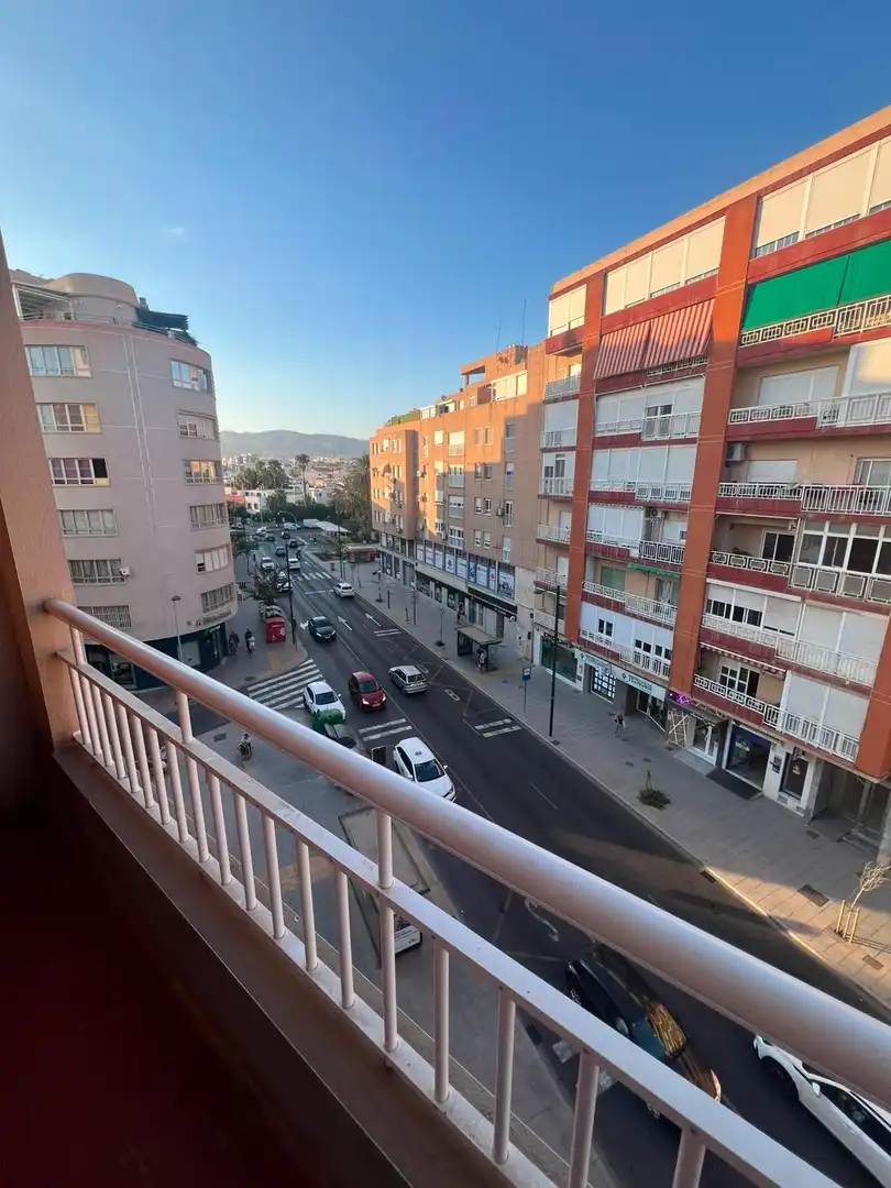 Apartament amb ascensor de lloguer a Ciudad Jardín - Tagarete - El Zapillo, imagen 2