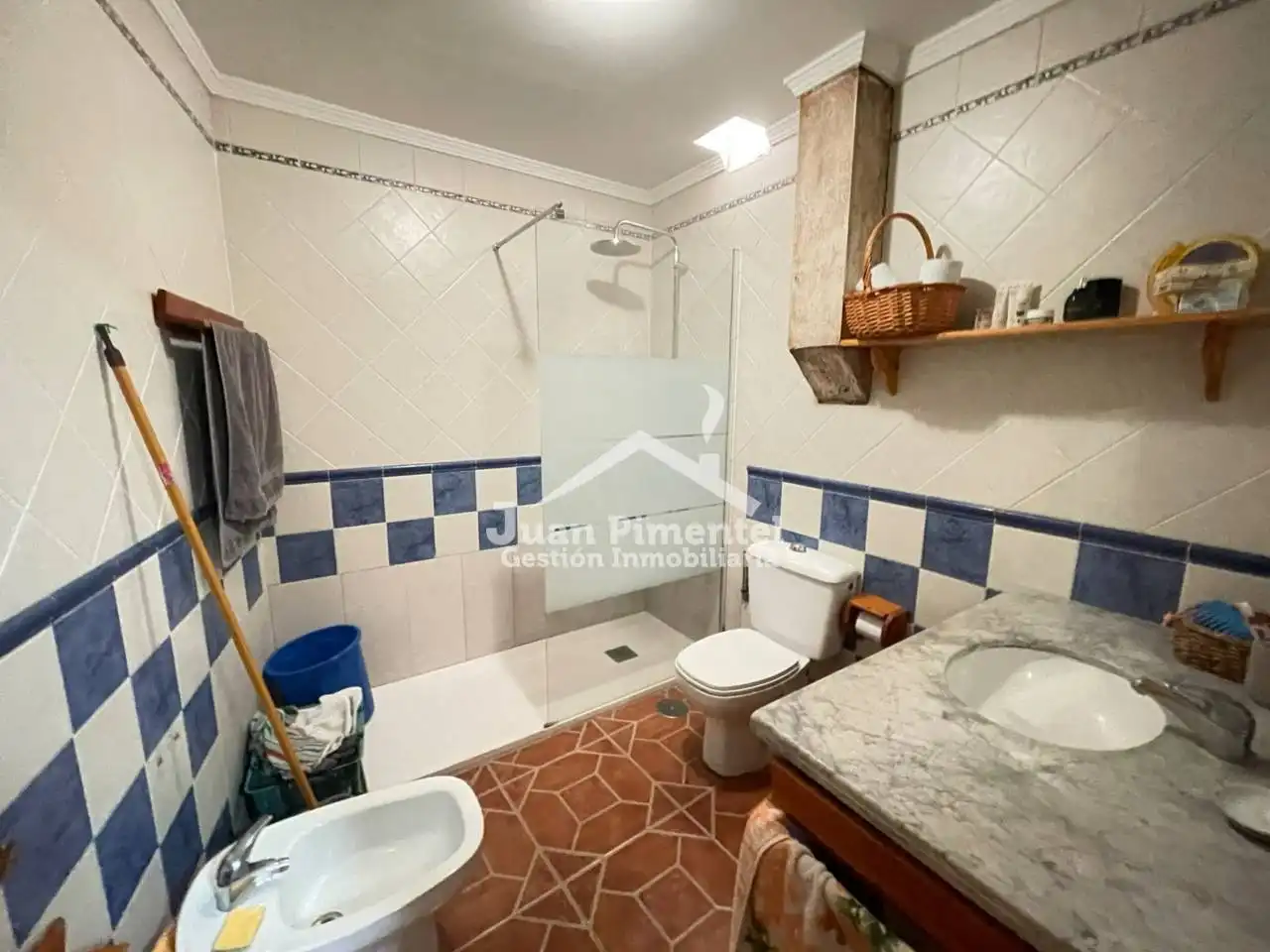Detached homes for rent in Calle Casares, 1, Centro