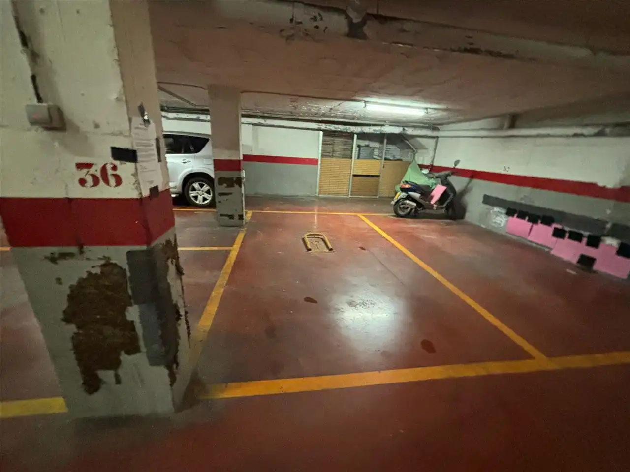 Parkplatz von Garage zum Verkauf in Rubí