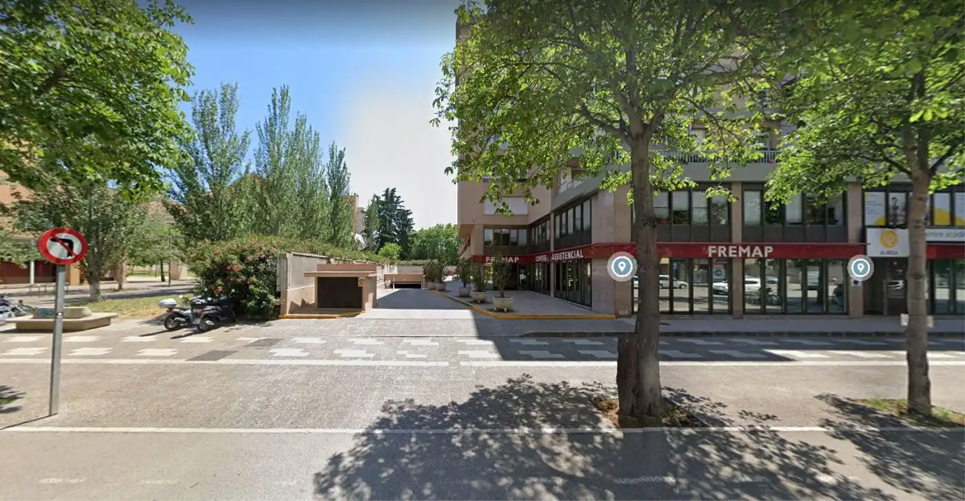 Individual en venta en Carrer Emili Grahit 2c, imagen 2