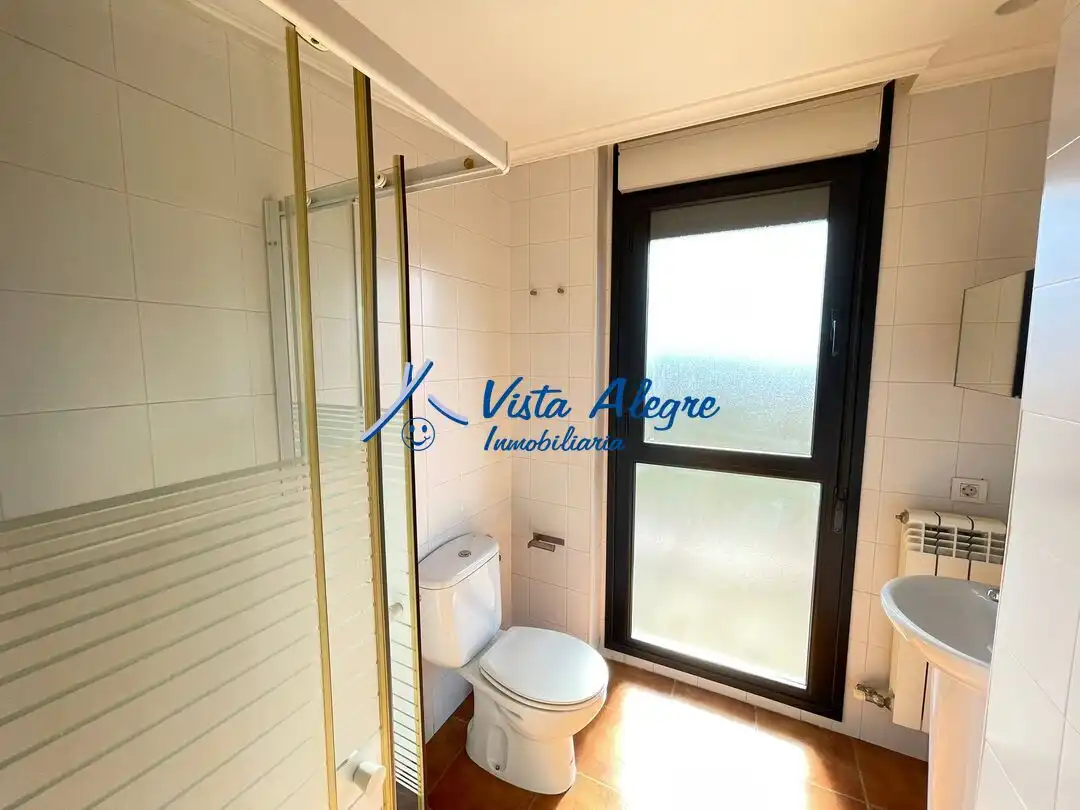 Bathroom of Duplexes for sale in Cirueña  with Heating, Private garden and Terrace