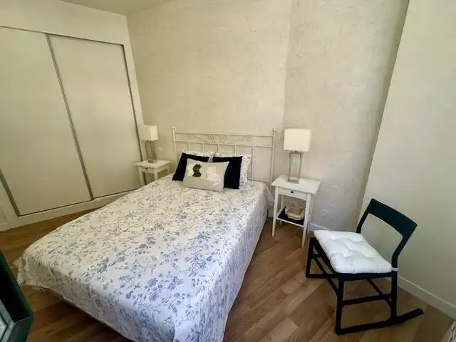Schlafzimmer von Wohnung zum Verkauf in Burgos mit Heizung, Parkett und Möbliert