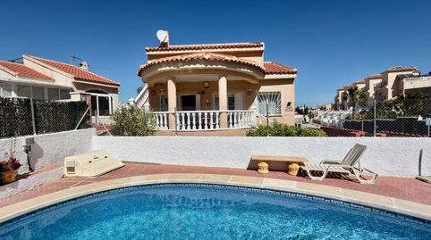 Villa orientada al suroeste con jardiacuten y solaacuterium en Ciudad QuesadaSituada en Ciudad Quesada, esta villa bien cuidada of, imatge 4