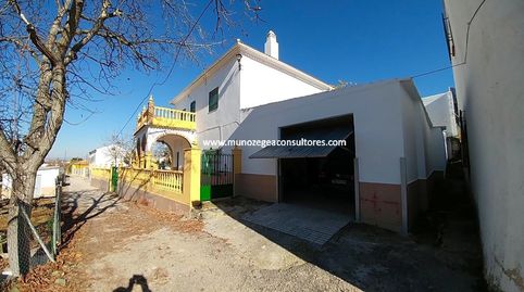 Este casa rústica se encuentra en Paraje Doña Elvira, en la zona de Las Burguitas de Lucena y dispone de 224 metros construidos en, Bild 4