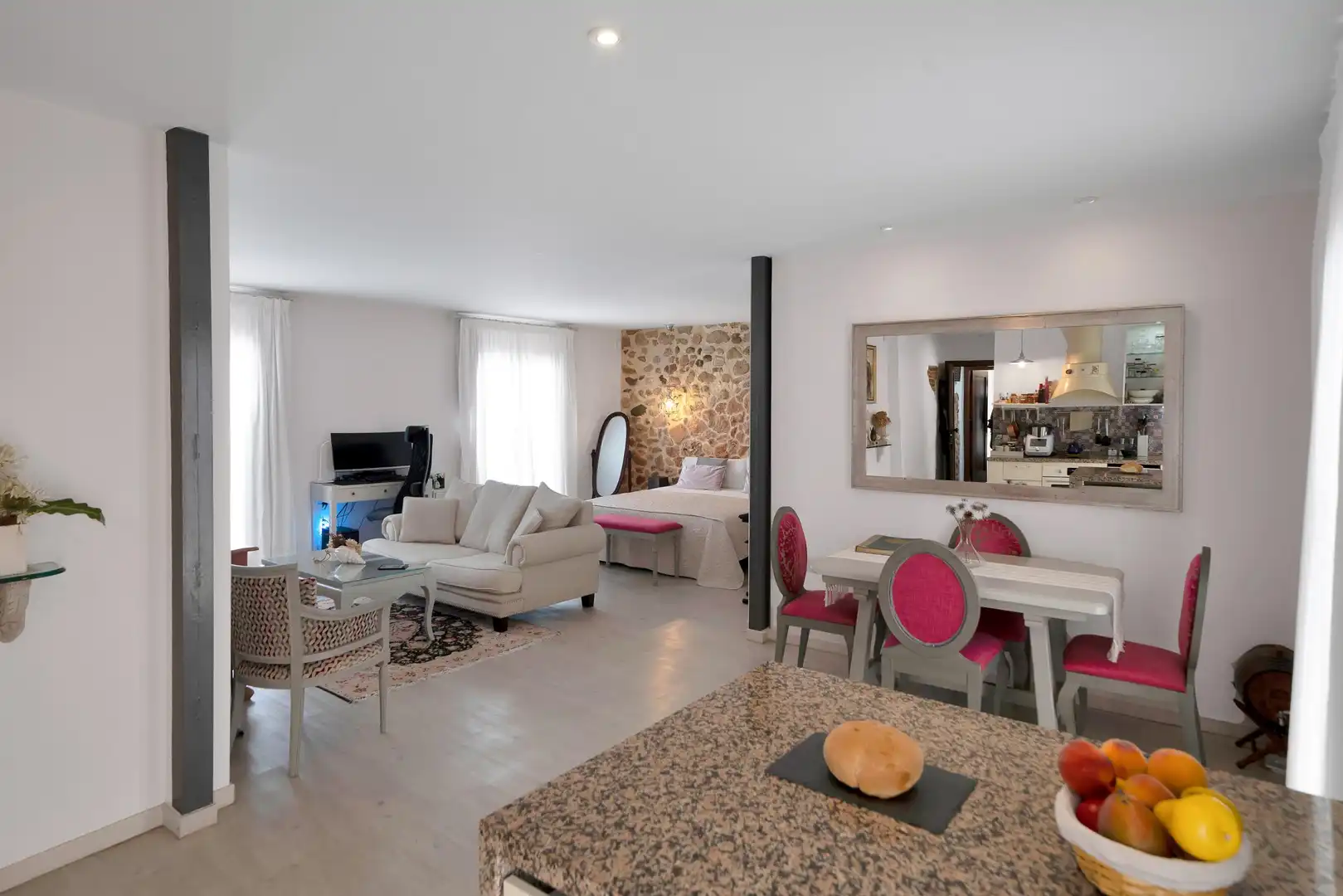 Living room of Buildings for sale in Marbella