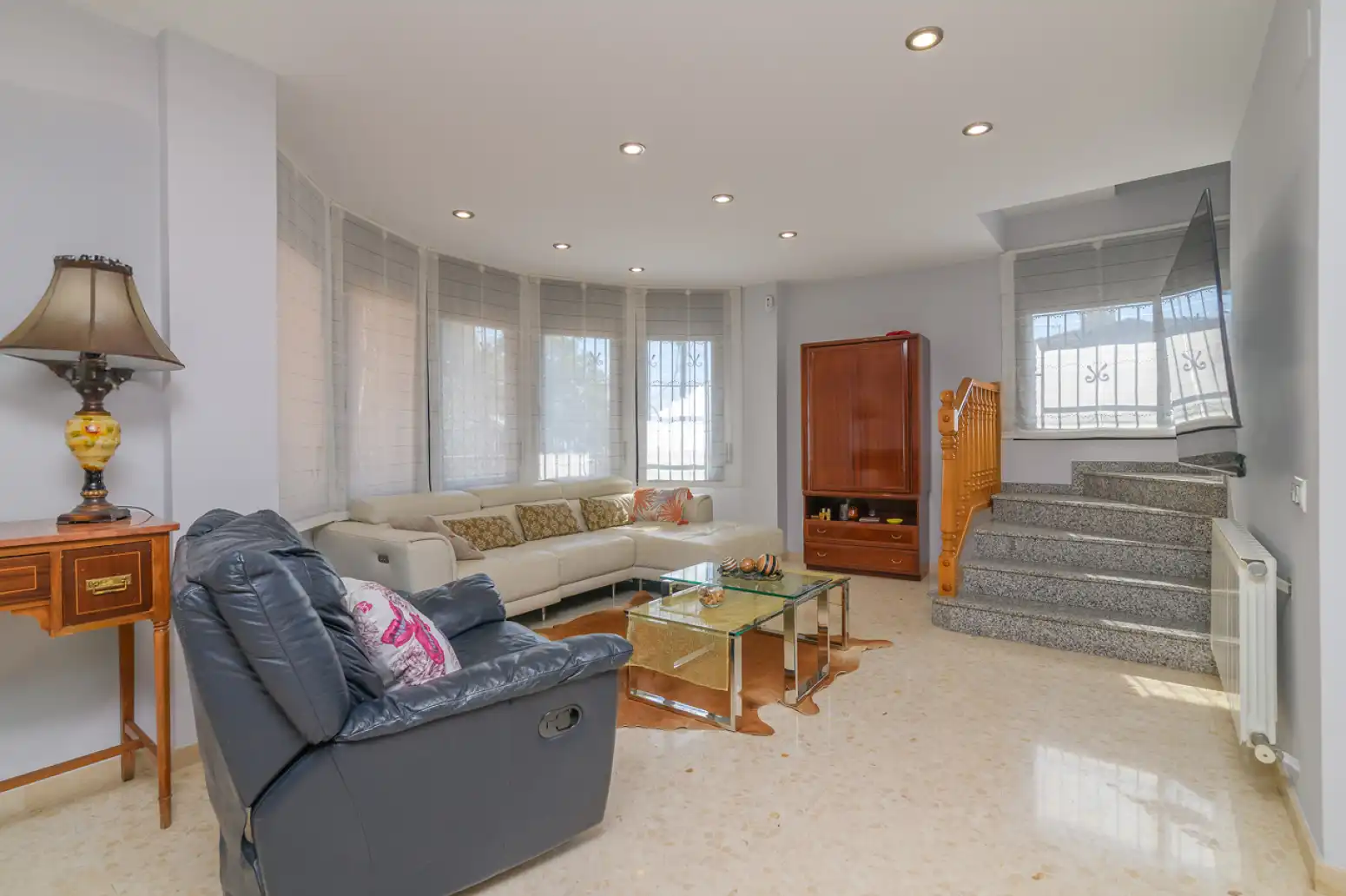Sala de estar de Casa o chalet de alquiler en Viladecans con Terraza, Piscina y Balcón