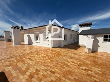 Appartamento con ascensore in vendita a De Larquitecte Gaudi