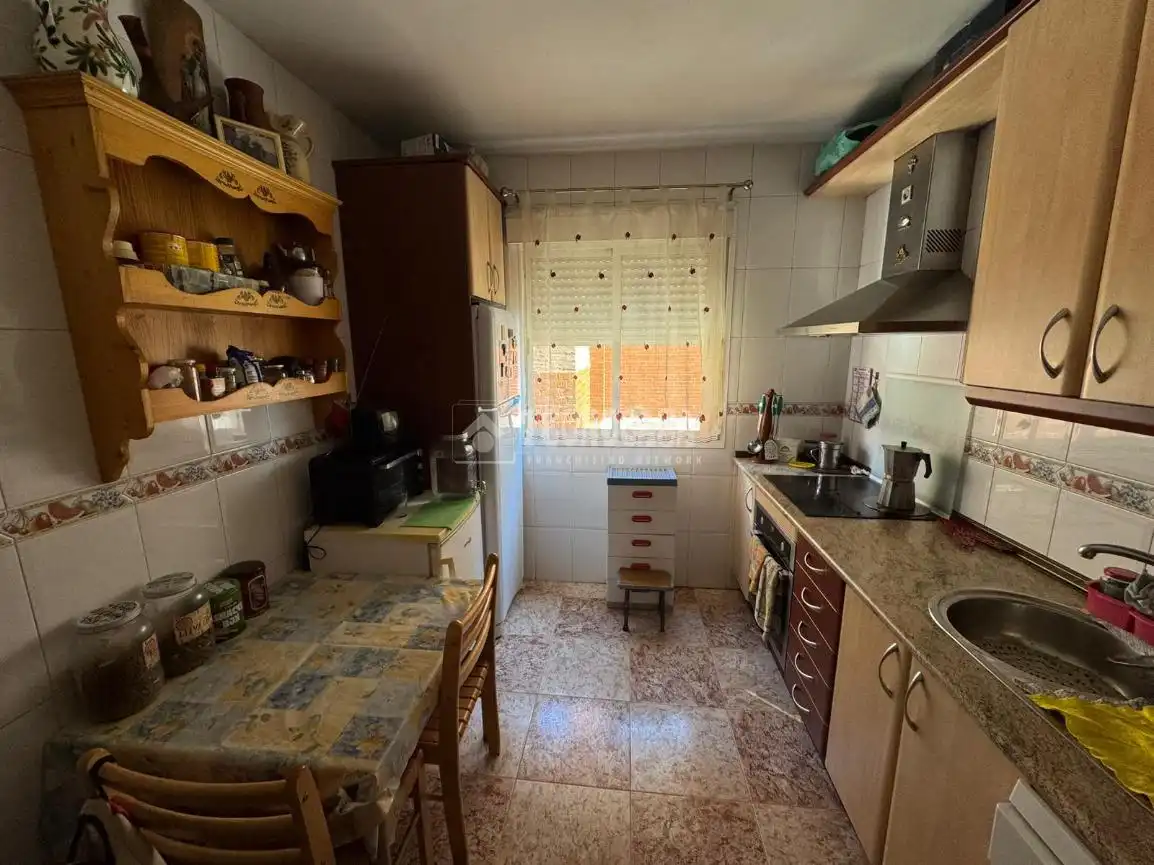 Cocina de Casa adosada en venta en Yepes con Calefacción